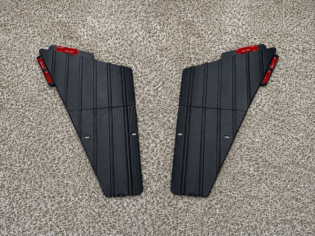 Tuttio side panels